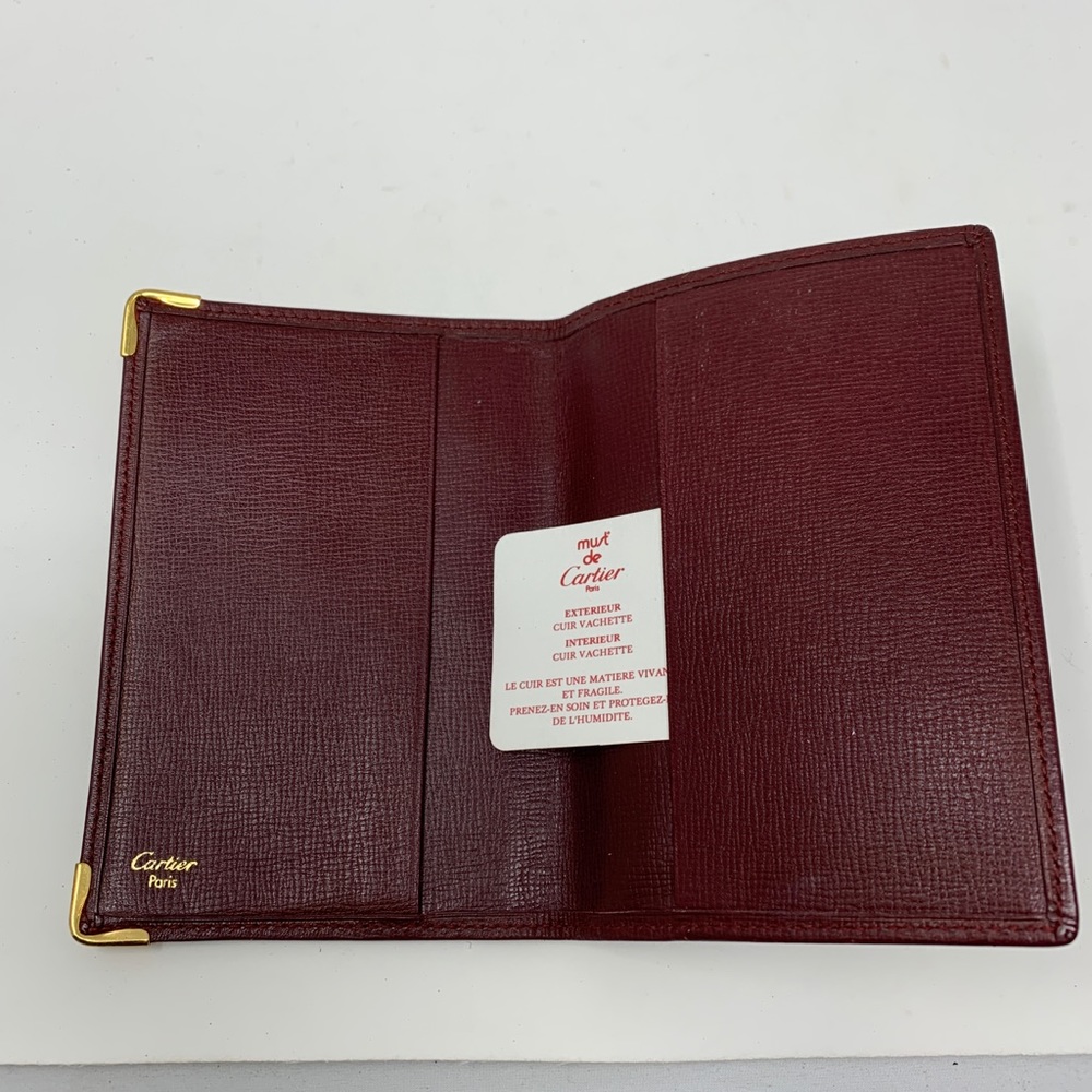 Cartier Wallet! - Picture 3 of 6